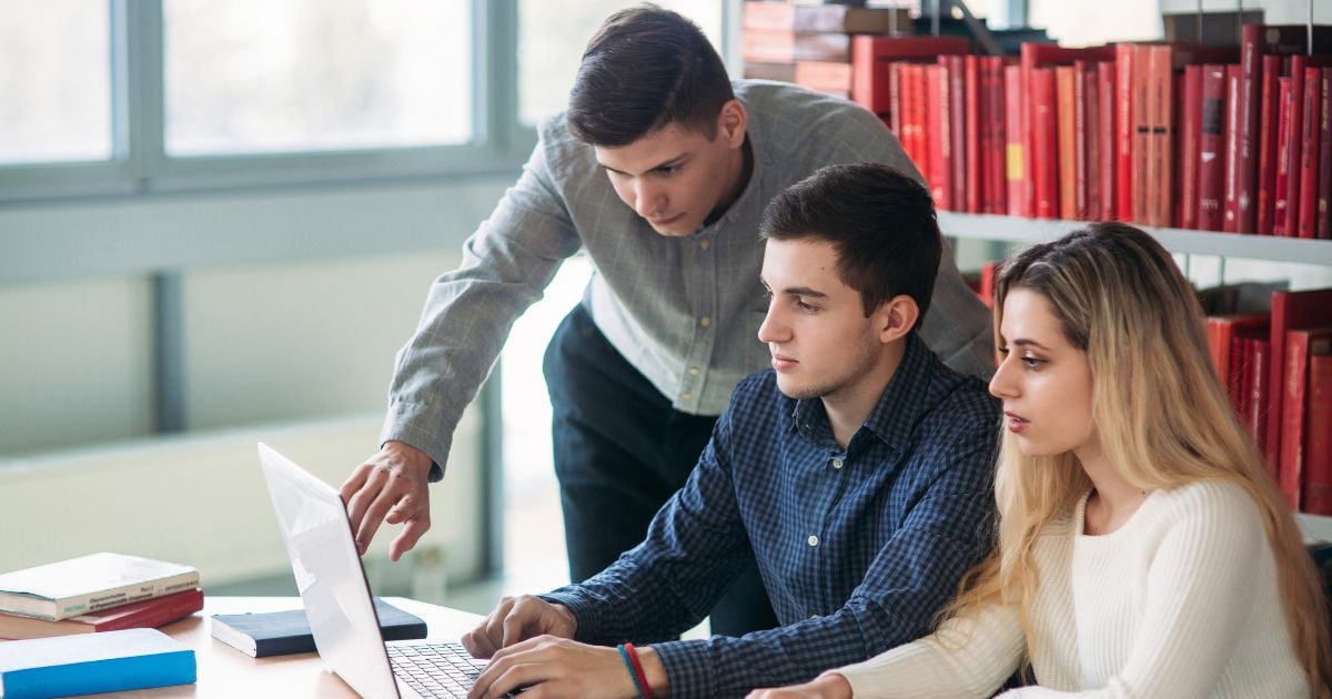 Que les enseñen a emprender, ¿crisis en la universidad pública?