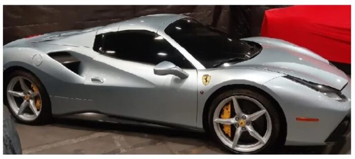  - Falcon, el gomelo paisa del Clan del Golfo, al que boletearon sus lujos