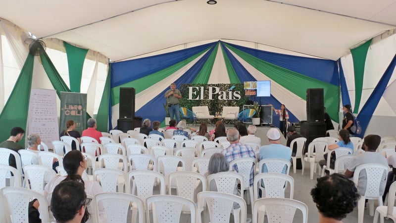  - Caminando por la Feria del Libro, Cali 2022