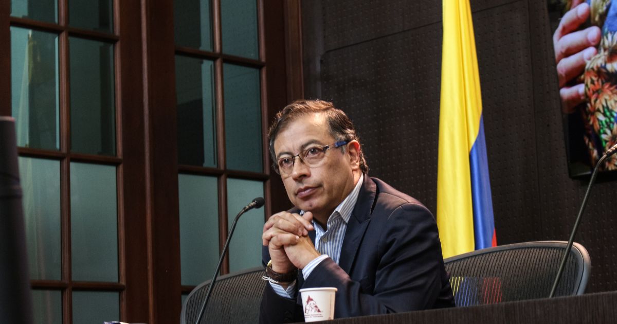 ¿Sera posible que sigamos soportando tanta falsedad en el poder?