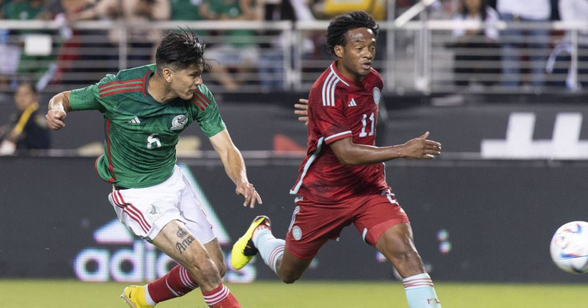 Con travesti a bordo: La descomunal rumba que se vivió después de un partido de la selección Colombia