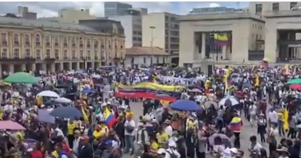 El uribismo y la combinación de las formas de lucha