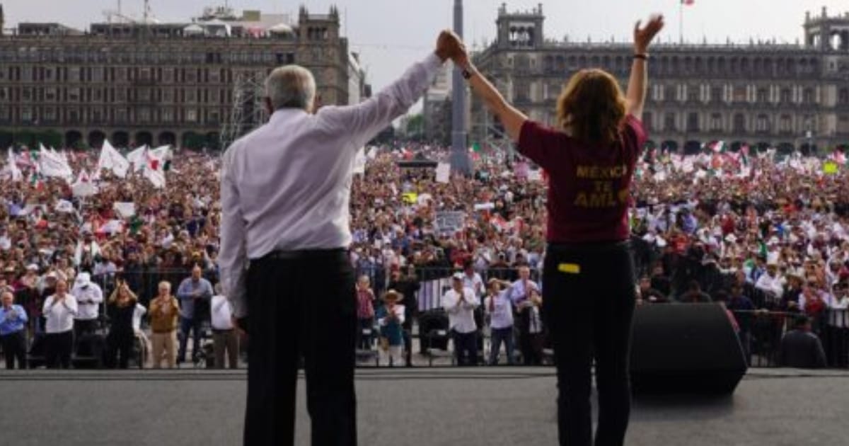 AMLO toma el pulso de su popularidad con multitudinaria manifestación en Ciudad de México