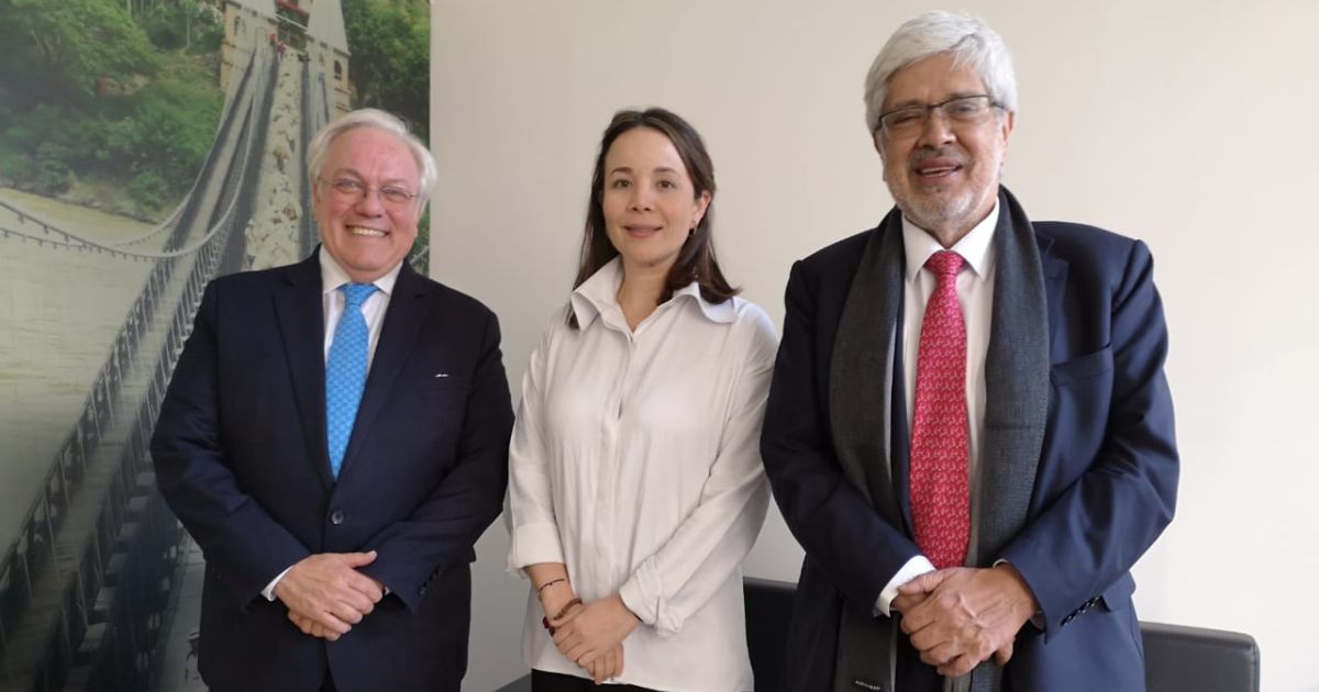 Las poderosas Cámaras de Comercio se meten la mano al dril