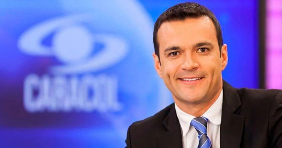 No lo olvidan: La periodista de Caracol que confundió a un compañero con Juan Diego Alvira