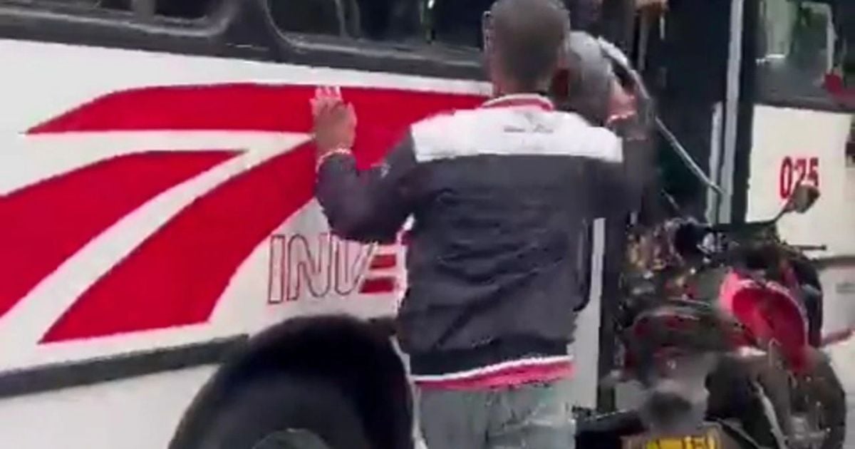 El dolor de cabeza de chocarse en Bogotá y ganarse a un tipo agresivo