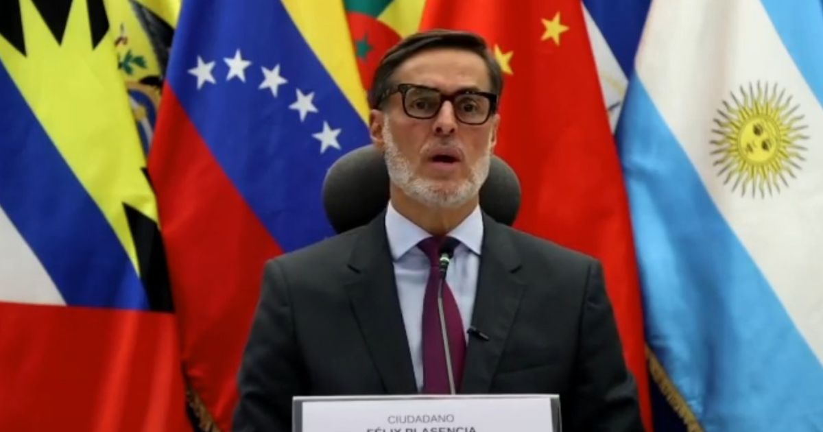 Maduro cambia a su embajador en Colombia