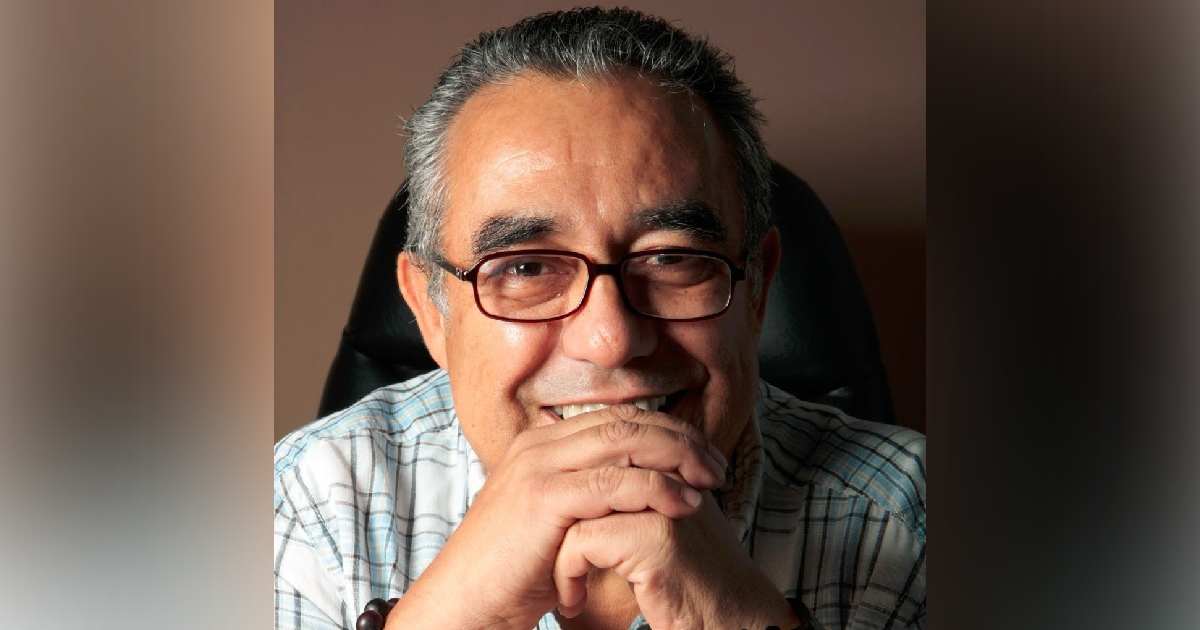 Una velita por Henry Holguín