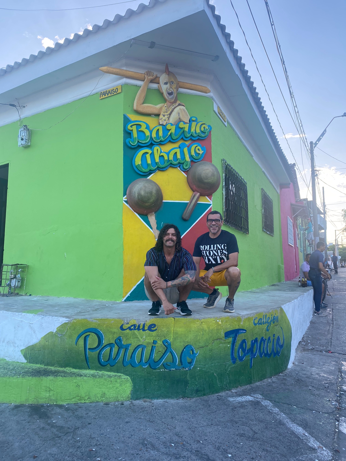 De la dulzura del níspero y el olor de la guayaba - -- Las2orillas - De la dulzura del níspero y el olor de la guayaba