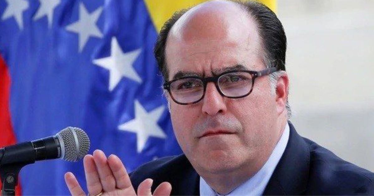 Venezuela presenta tercera orden de captura contra el opositor Julio Borges