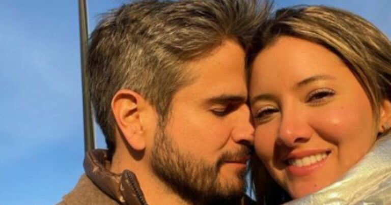 Daniel Arenas y Daniella Álvarez beso