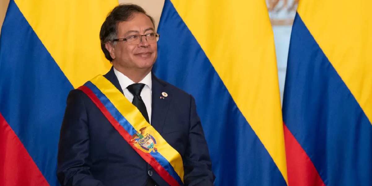 Presidente Petro, usted juró defender a todos los colombianos, no solo a los que votaron por usted