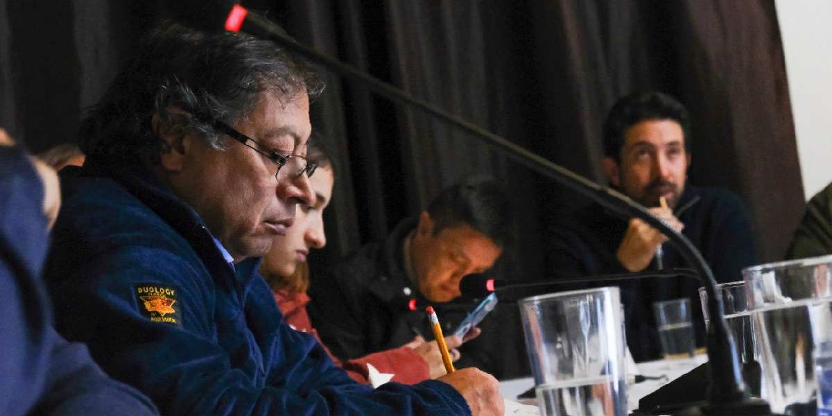 Ni defensor furibundo de Petro, ni tampoco detractor