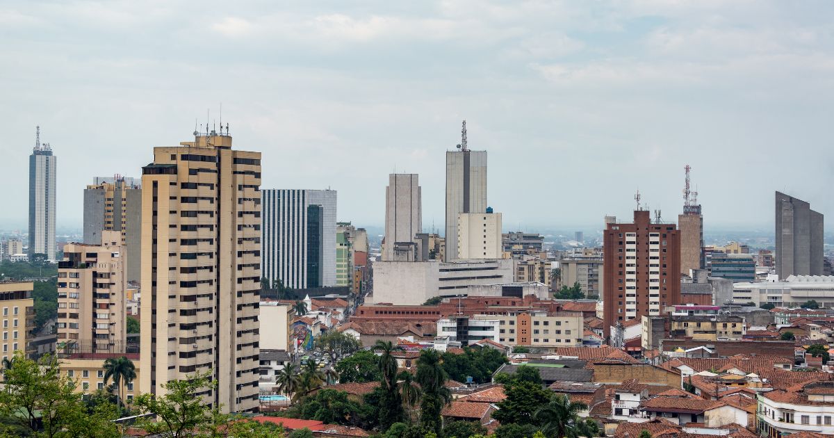 “Si tengo deudas canto y se me olvida que tengo que pagar”