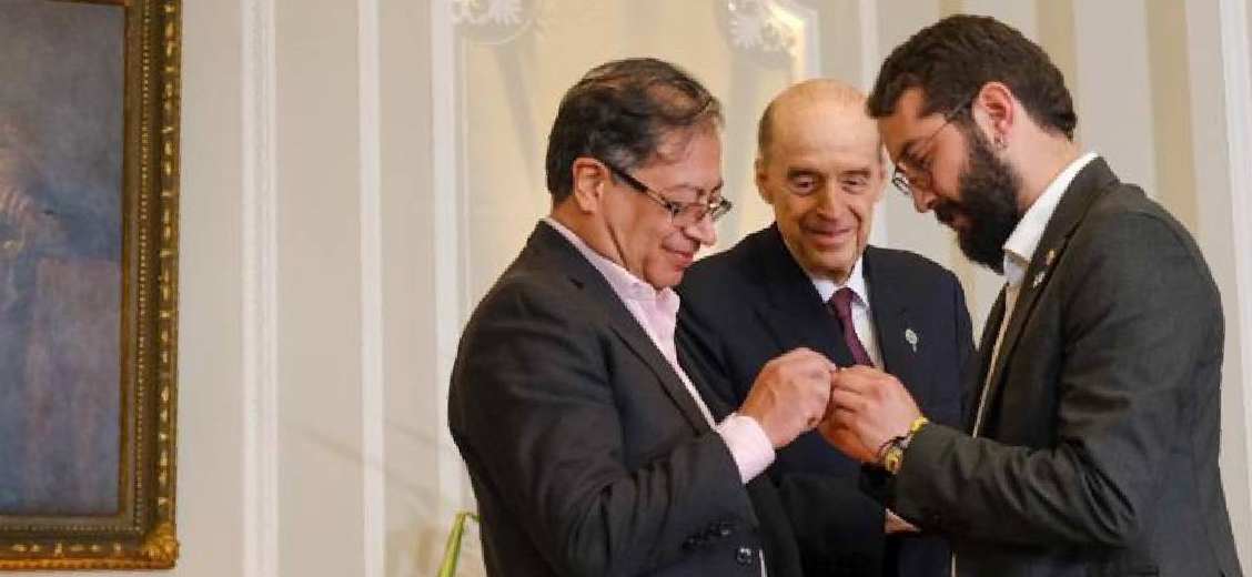 Cuando un inexperto se vuelve embajador