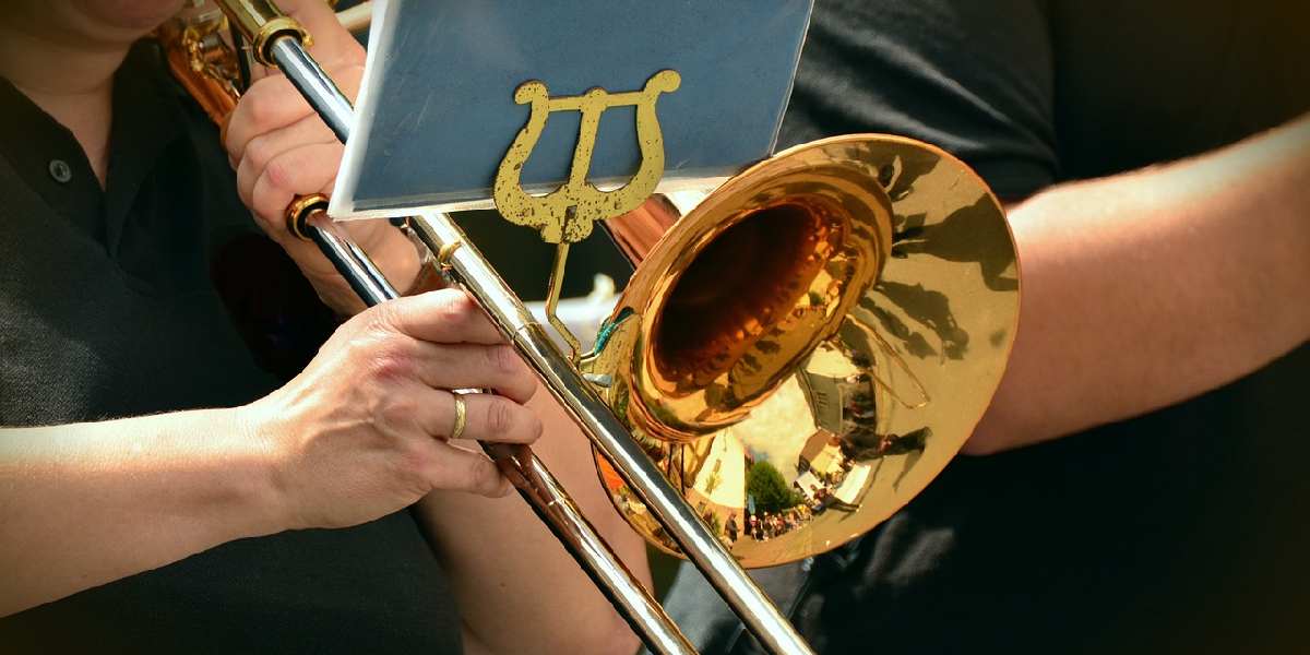 ¿Cuál es el problema de replicar el sistema de orquestas venezolano en Colombia?