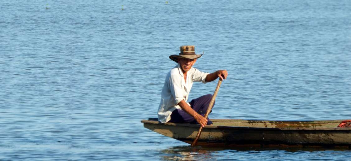 Zapatí, un pueblo de pescadores que reman contra la pobreza