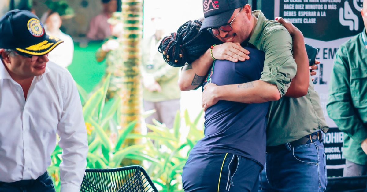 Ubaldina Valoyes recibió gimnasio y se estrena como primera gerente popular de la SAE