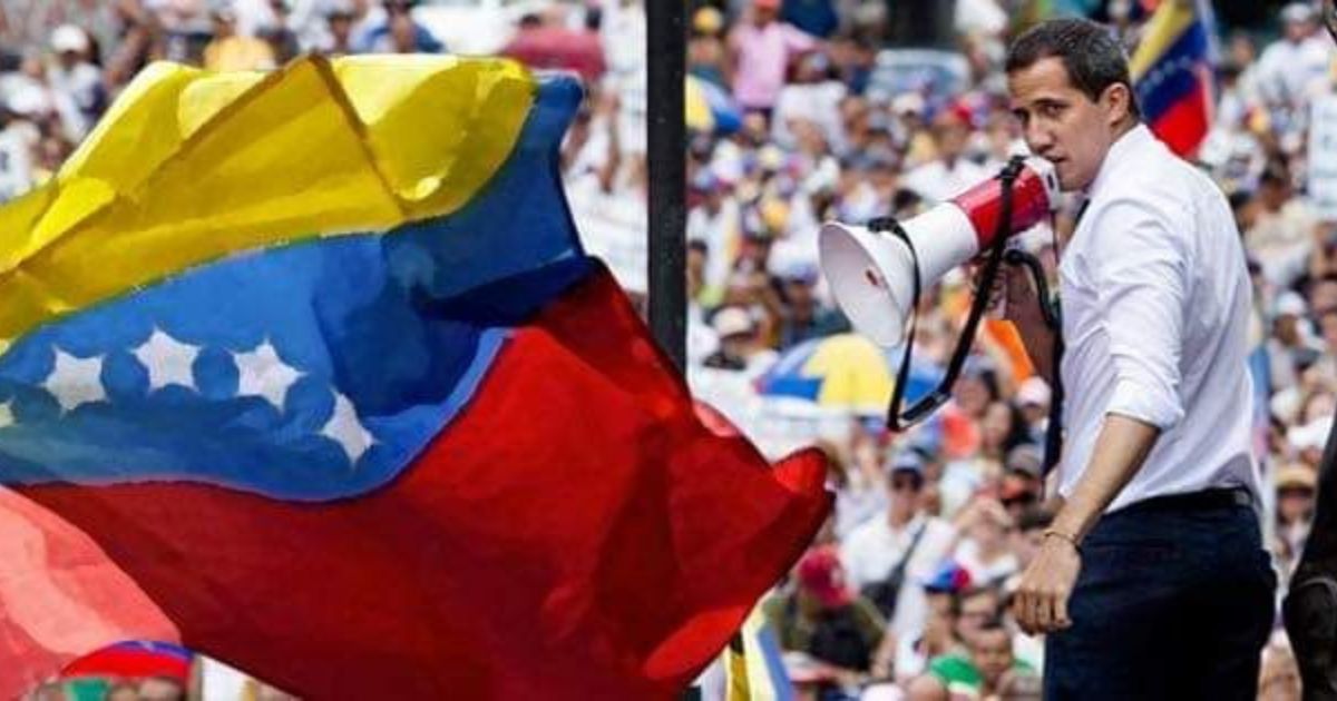 Guaidó va por la candidatura de la oposición en Venezuela