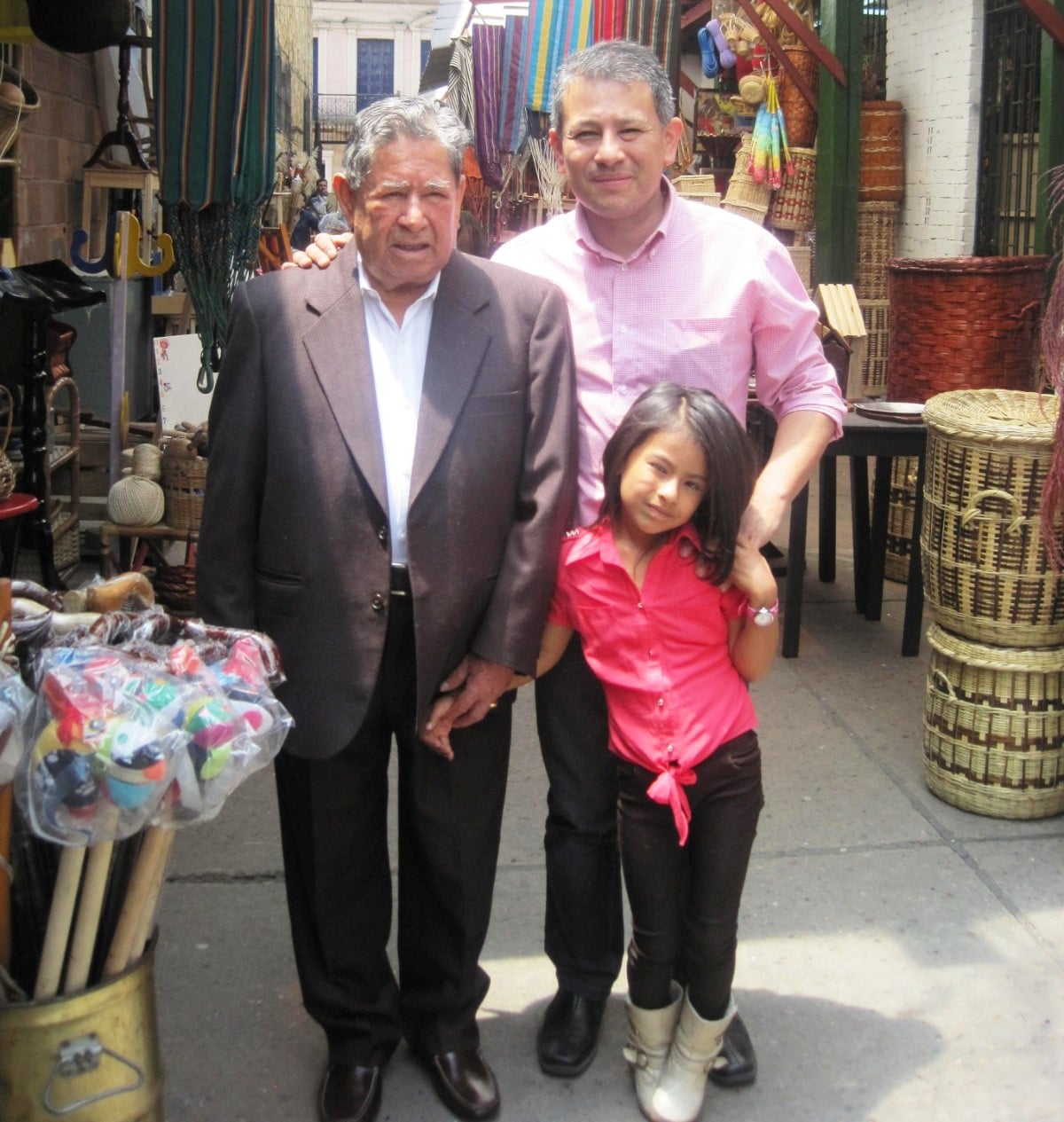  - Las venerables matronas del Pasaje Rivas en sus 130 años de historia