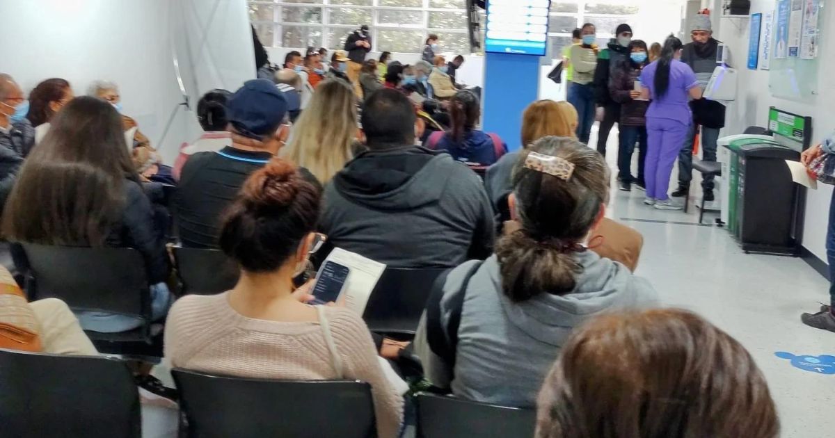 Inteligencia Artificial y Sanitas: ¿matrimonio feliz o delicias de la estupidez artificial?