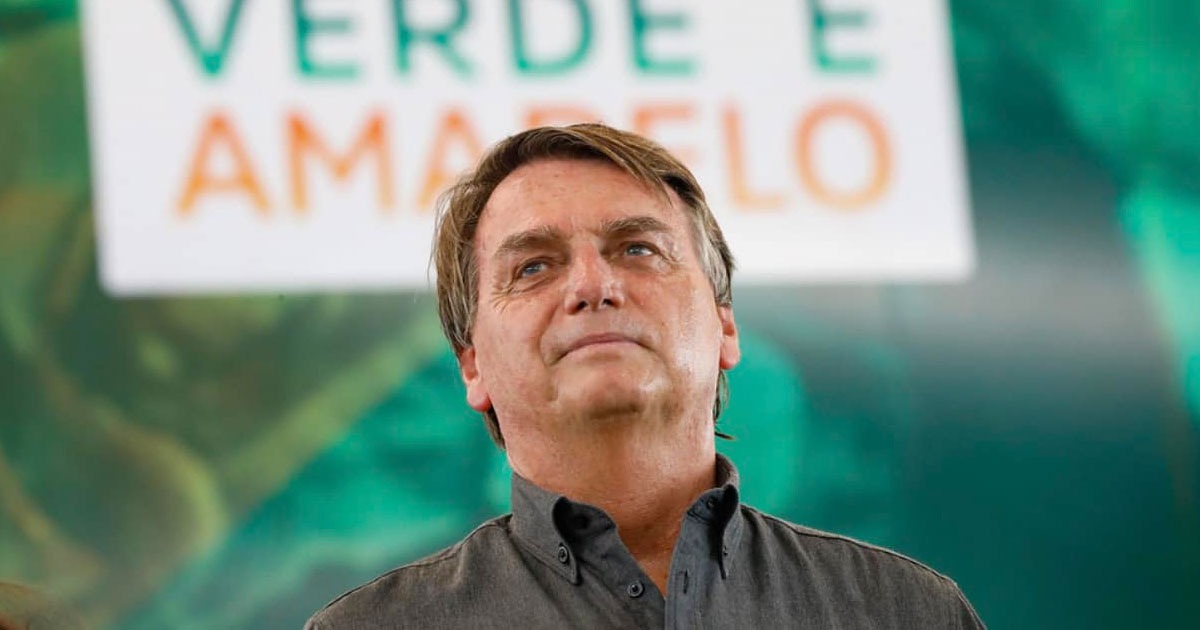 Bolsonaro dice que publicó cuestionado video bajo efectos de  medicamentos