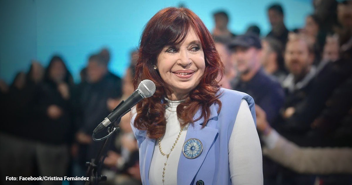 “Cristina presidente” corean decenas de miles peronistas