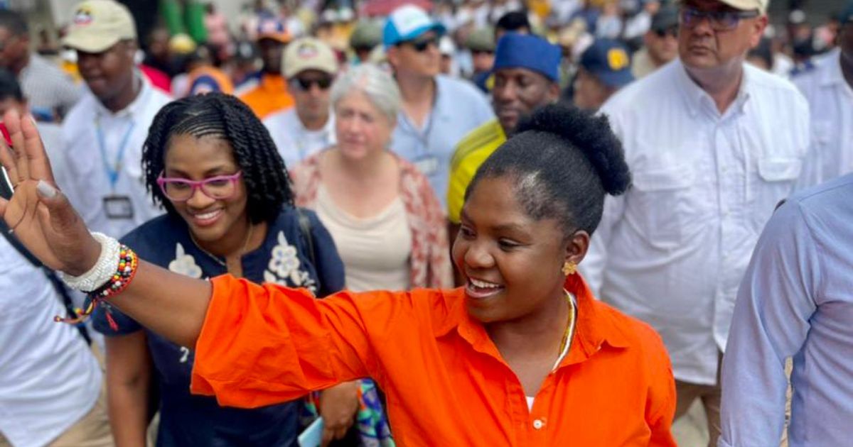 Es gigante y está decidido, un nuevo protagonista se hace presente: el pueblo en las calles