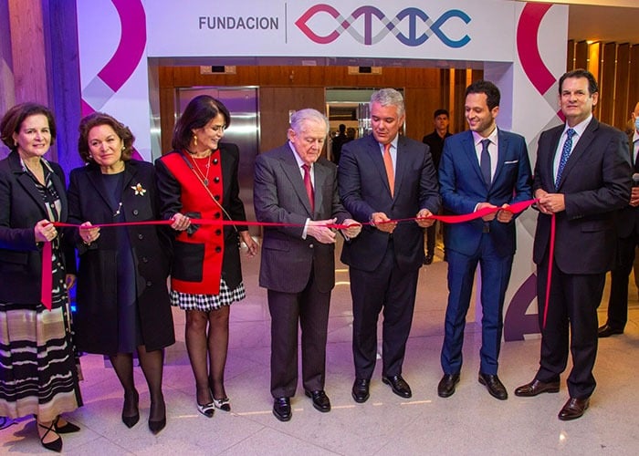 Inauguración del Centro de tratamiento de investigación sobre el cáncer