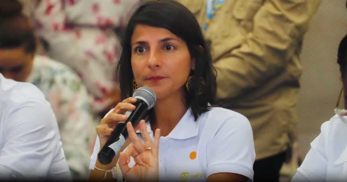 Alejandra Gómez, la empoderada secretaria de Irene Vélez, la encargada de manejar la crisis en Minminas