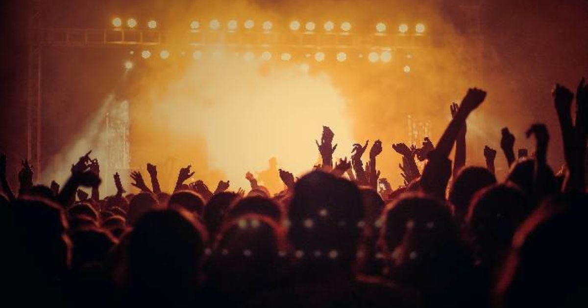 Electrónica y reguetón en un solo lugar: el festival que le explotará la cabeza a todos