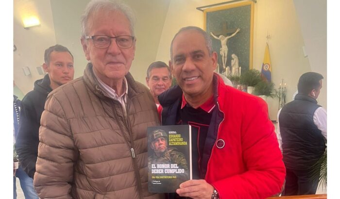 La nueva guerra del general Zapateiro: sacar a Petro de la casa de Nariño - -- Las2orillas General Zapateiro