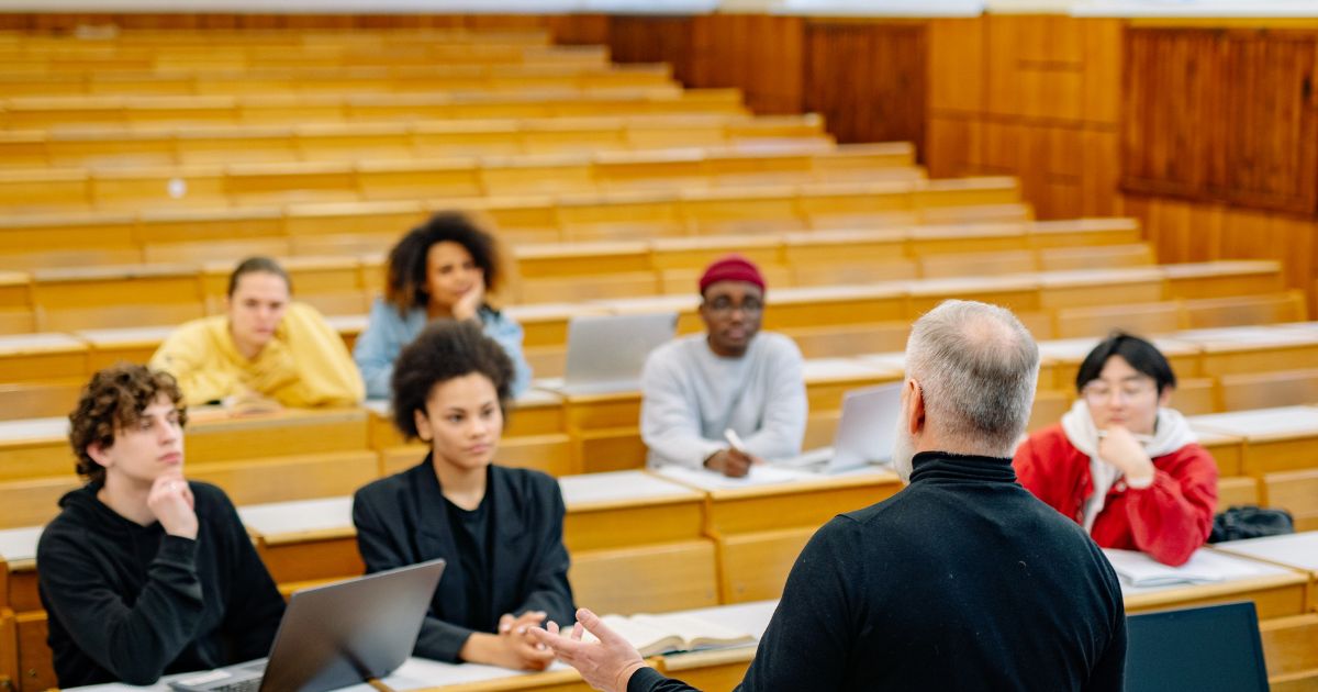 La universidad para Colombia hoy, ¿cómo es y cómo debe ser?