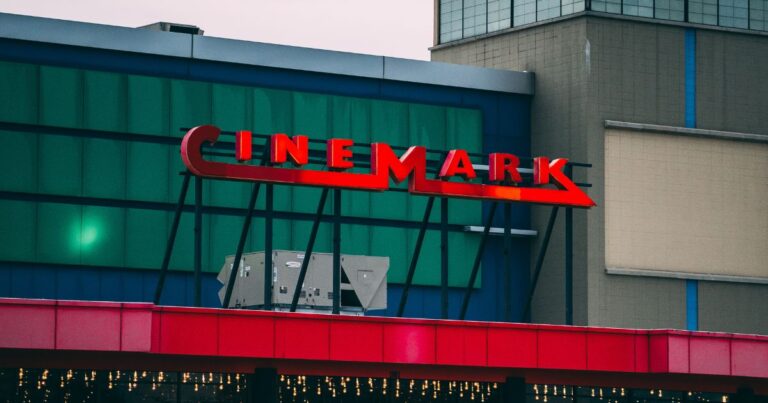 Los días de CineMark en los que puede comprar boletas a mitad de precio