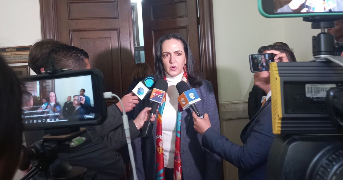 La oposición y sus torpes posiciones