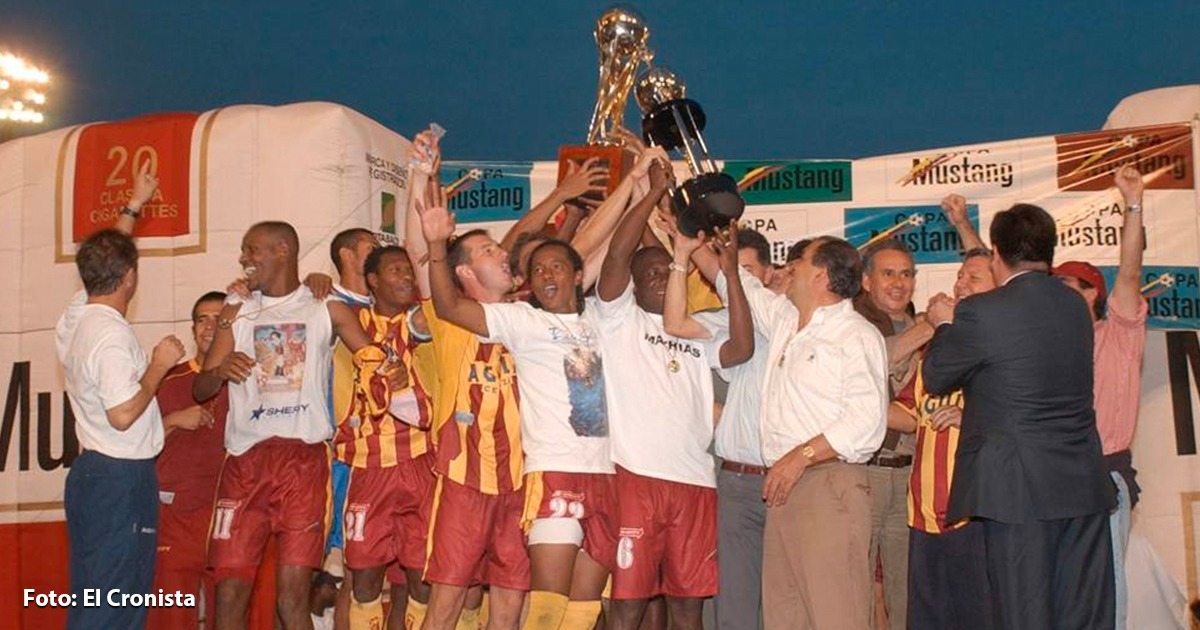 Sheffy, la fábrica de uniformes tolimense que le compite a Adidas y Nike vistiendo equipos del FPC - -- Las2orillas Deportes Tolima campeón fútbol colombiano