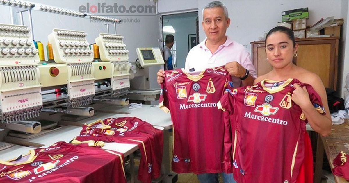 Sheffy, la fábrica de uniformes tolimense que le compite a Adidas y Nike vistiendo equipos del FPC - -- Las2orillas Fábrica de uniformes Sheffy Deportes Tolima