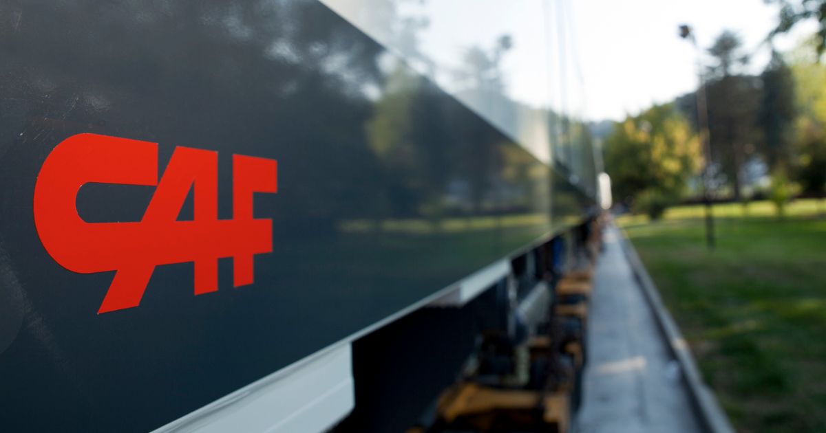 La empresa española responsable de la línea 2 del Metro que chocará con el derecho internacional