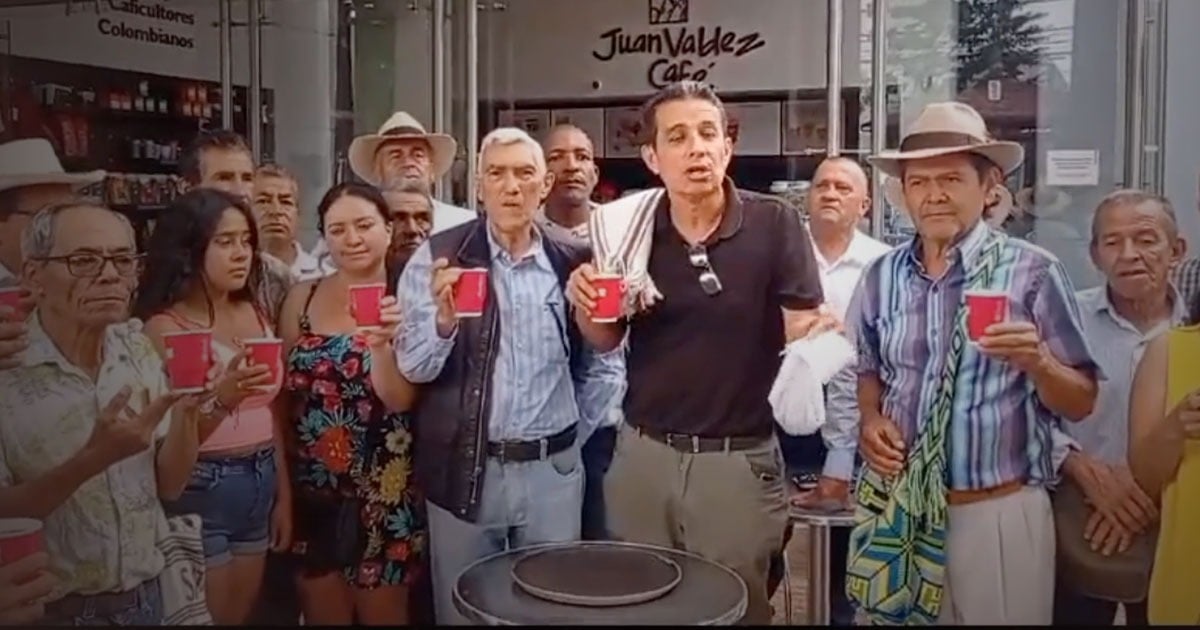 Él es el cafetero uribista que boleteó injusticia en Juan Valdez: un tinto al precio de una libra de café