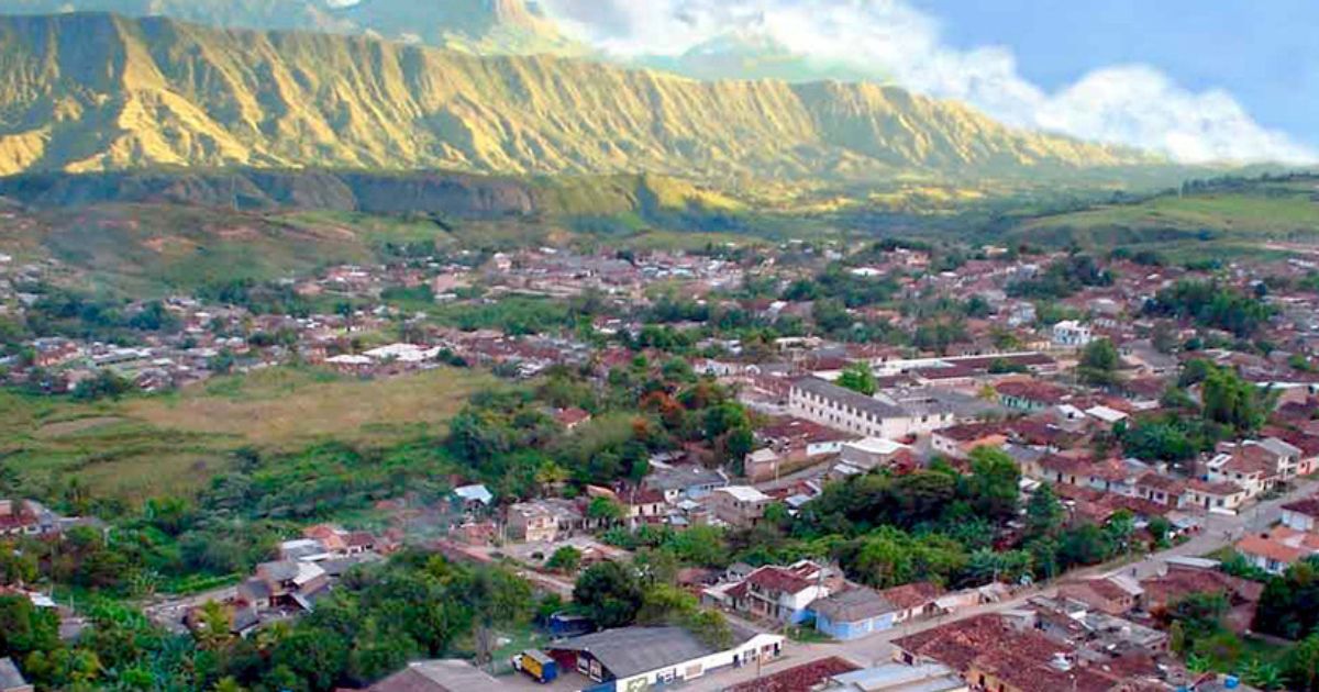 Cauca: la guerra contrainsurgente de Petro e Iván Velásquez con la operación Trueno