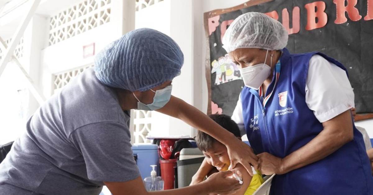 Inicia en el Atlántico la vacunación contra el VPH en niños varones de 9 años