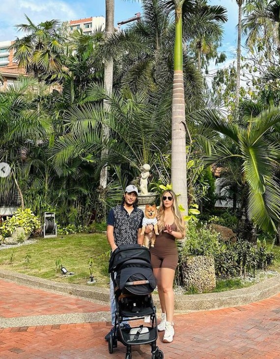  - La tranquila felicidad de Nicolás Petro y Laura Ojeda paseando por Barranquilla