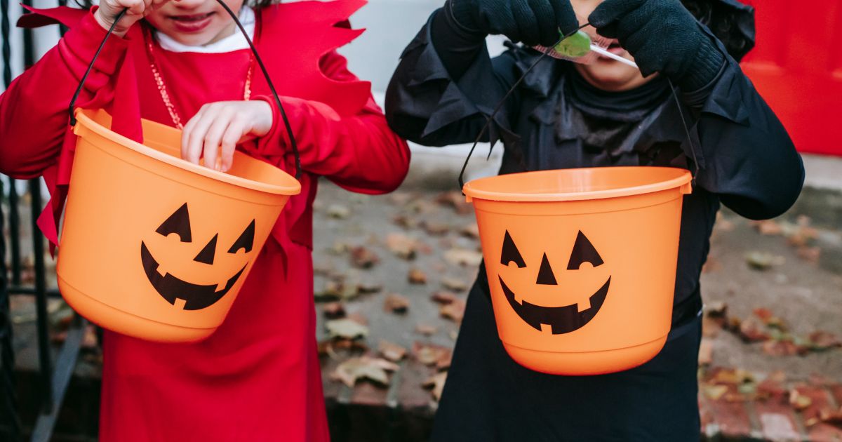 ¿Cuántos dulces puede comer un niño para no enfermarse y pasar una mala noche de Halloween?