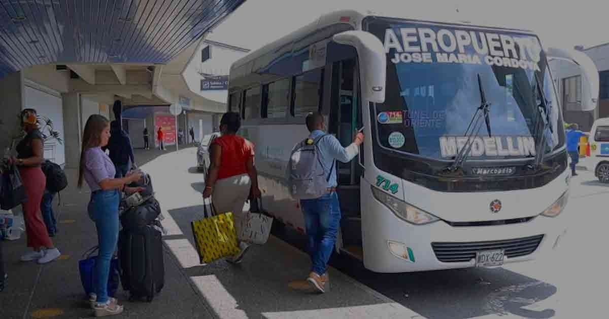 Combuses logra acuerdo para llevar pasajeros del Metro de Medellín al aeropuerto de Rionegro