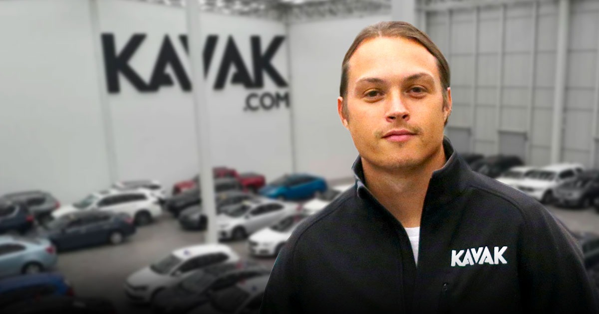 Kavak, la exitosa empresa digital de compra y venta de carros le dice adiós a Colombia