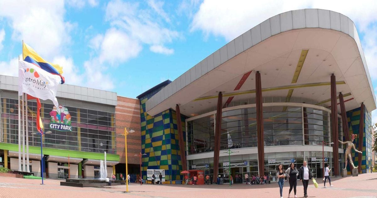Quién es el dueño del centro comercial más grande de Bogotá. No es el Santafé