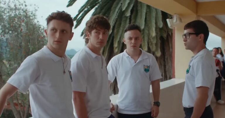 Colegio Rigo - Este es el colegio donde se grabó la novela de Rigo, no queda en Anolaima ni en Urrao