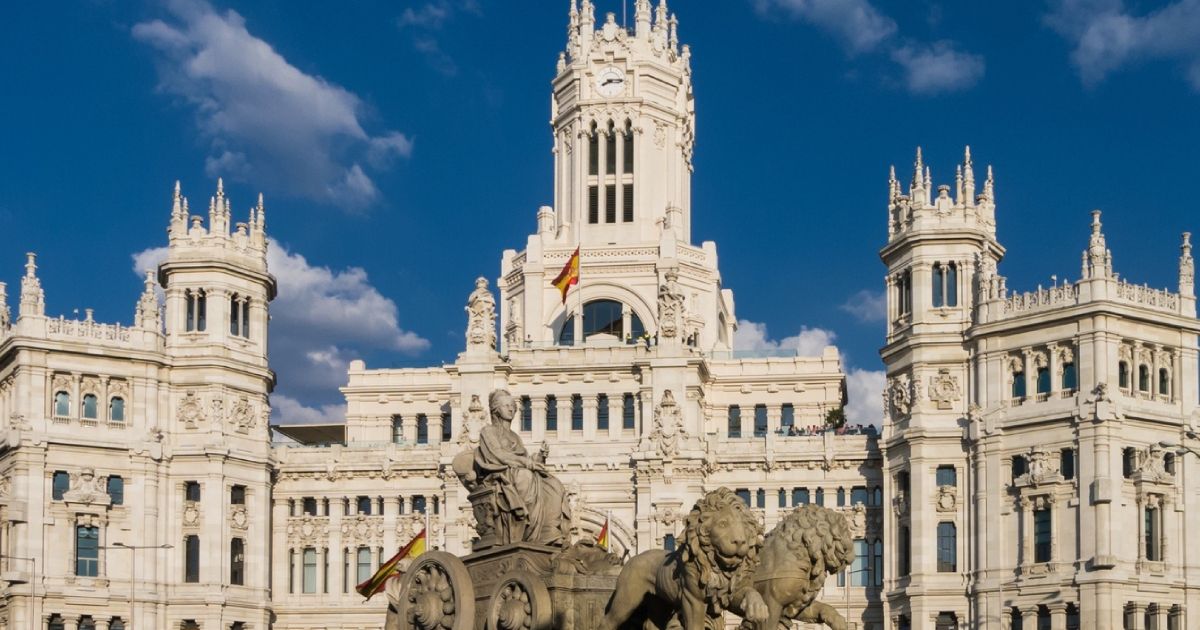 Descubre Madrid: Cinco destinos imperdibles
