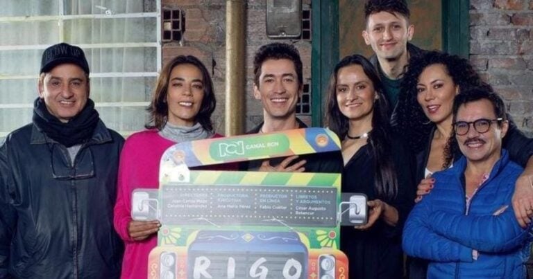 Tíos de Rigo - Triste noticia para televidentes, la novela de Rigo saldría del aire en diciembre y esta es la razón