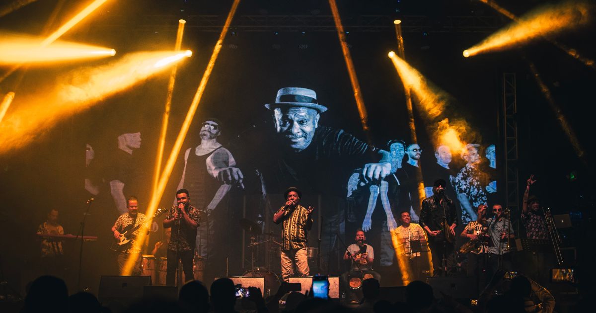 Con La 33, Corraleros de Majagual, Orq. Aragón y Canalón de Timbiquí, el Delia celebra la Navidad